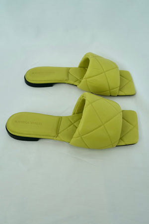 Flat Sandals in Quilted Embossed Nappa